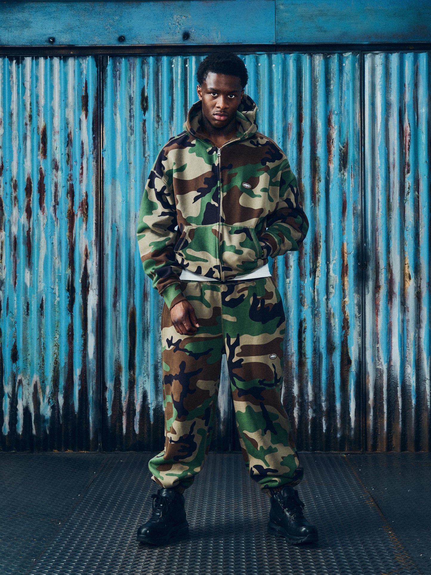 MINI ISLAND SWEATPANT [WOODLAND CAMO]
